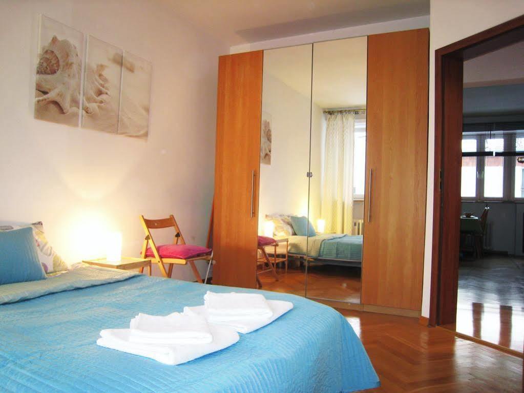 Wilson Apartment Варшава Екстериор снимка